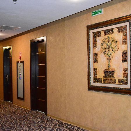 Hotel Feride Vinnytsia Ngoại thất bức ảnh