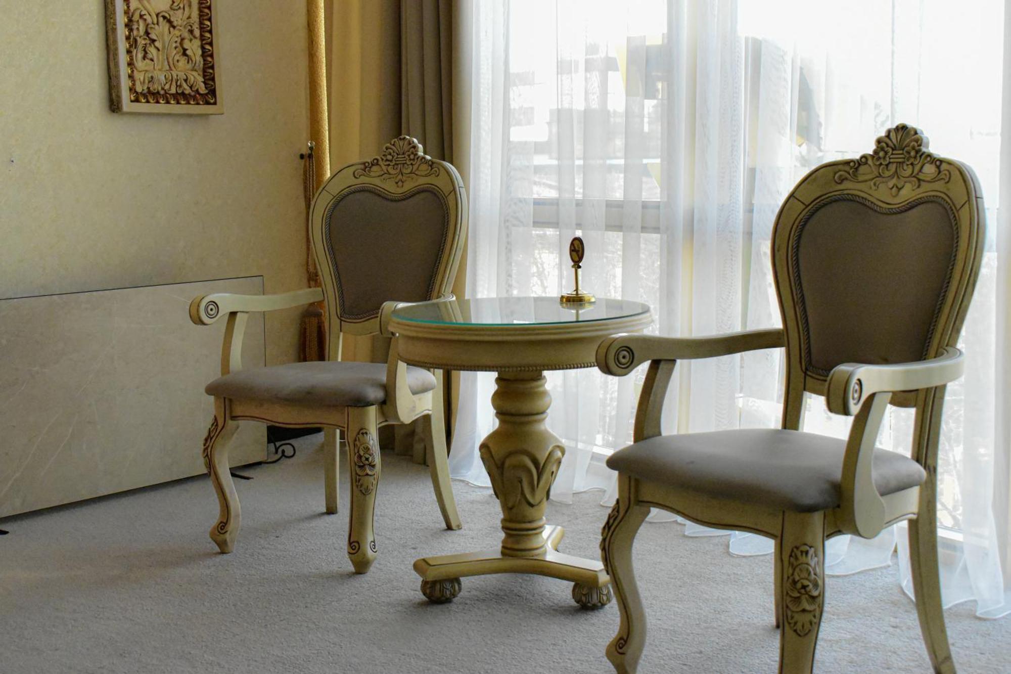 Hotel Feride Vinnytsia Ngoại thất bức ảnh