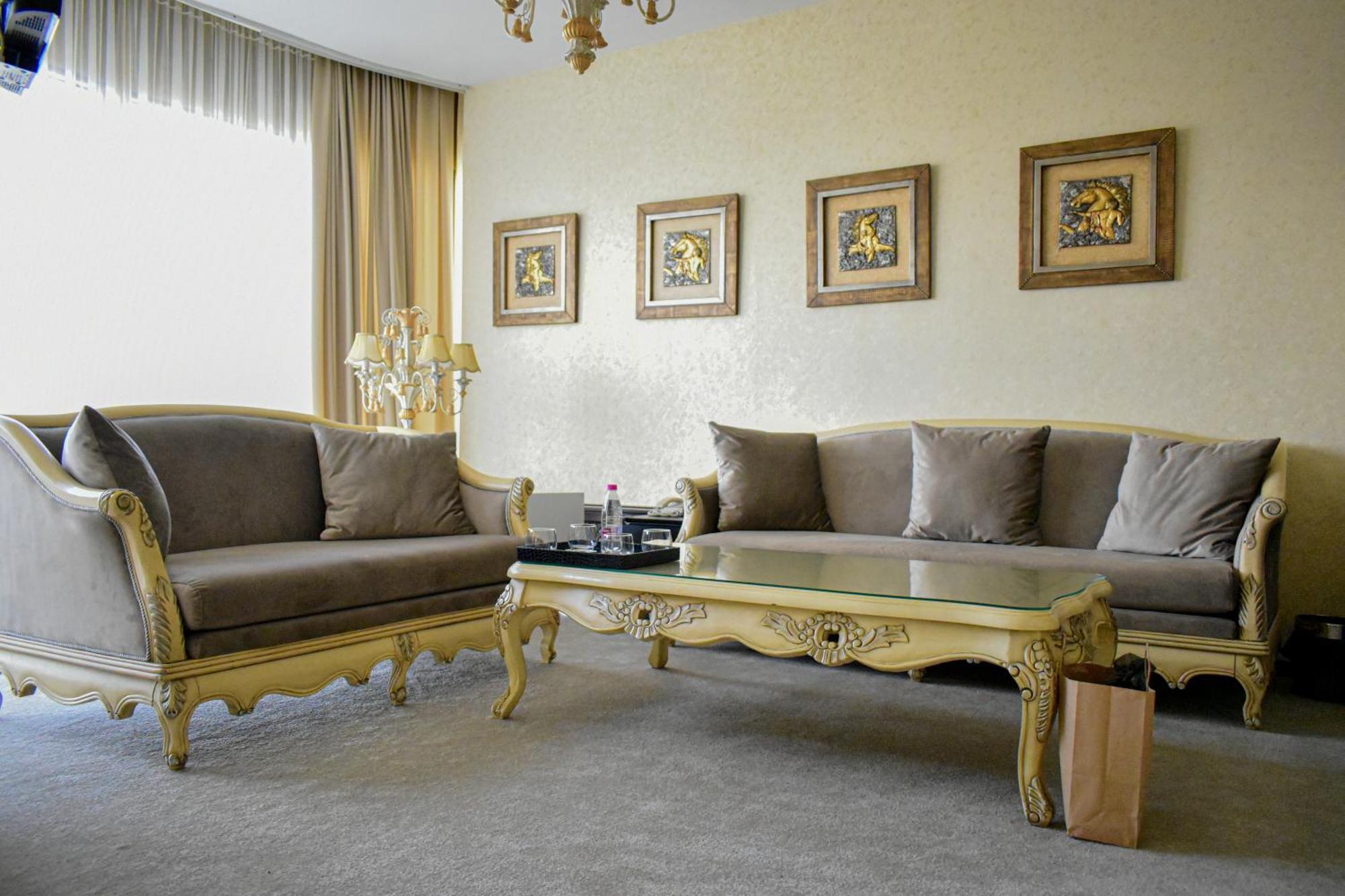 Hotel Feride Vinnytsia Ngoại thất bức ảnh