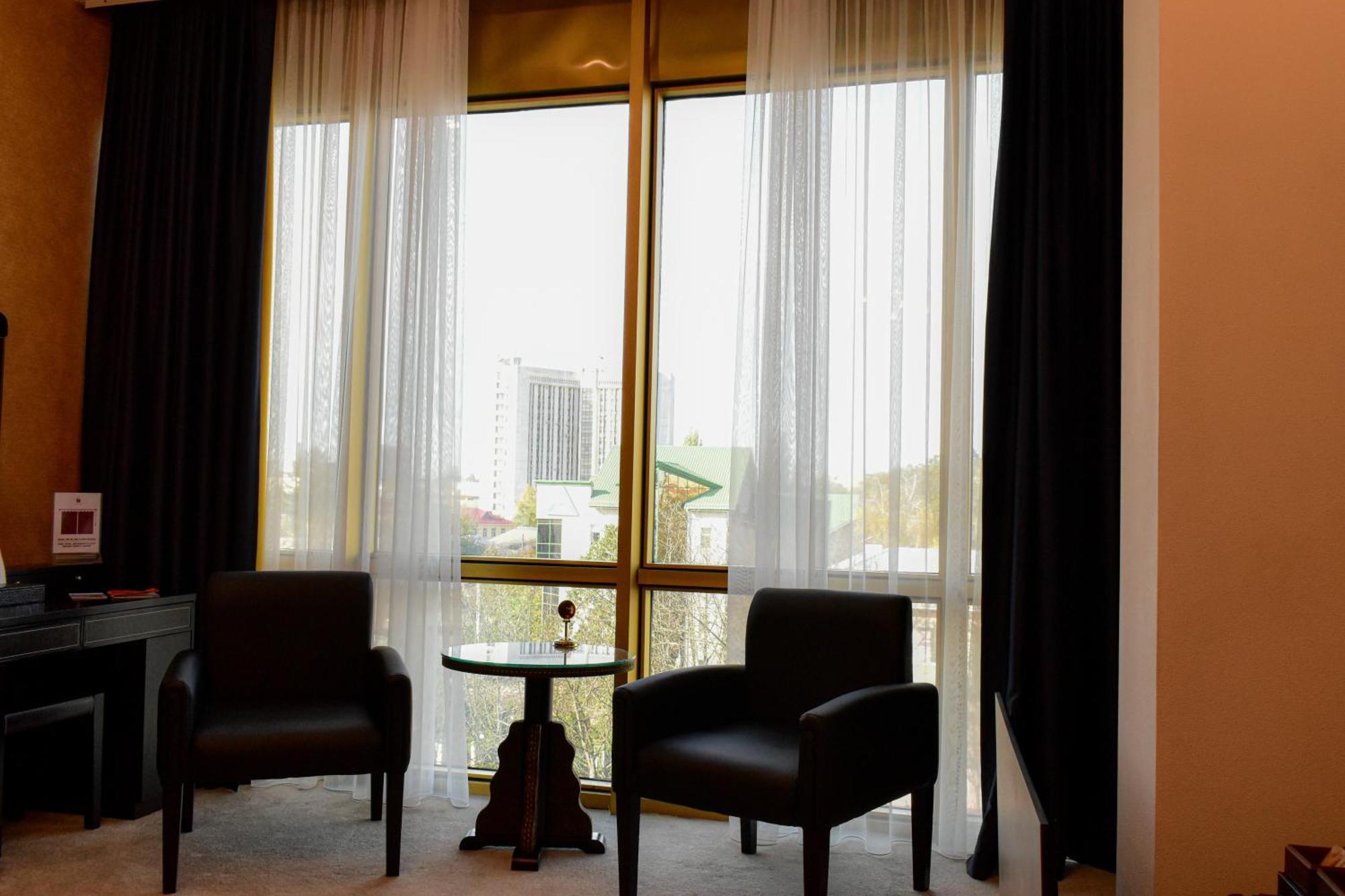 Hotel Feride Vinnytsia Ngoại thất bức ảnh